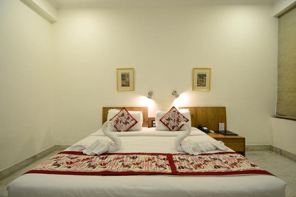 Hotel Yulia- Le Amour Inn Dzsaipur Kültér fotó