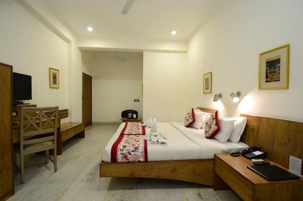 Hotel Yulia- Le Amour Inn Dzsaipur Kültér fotó