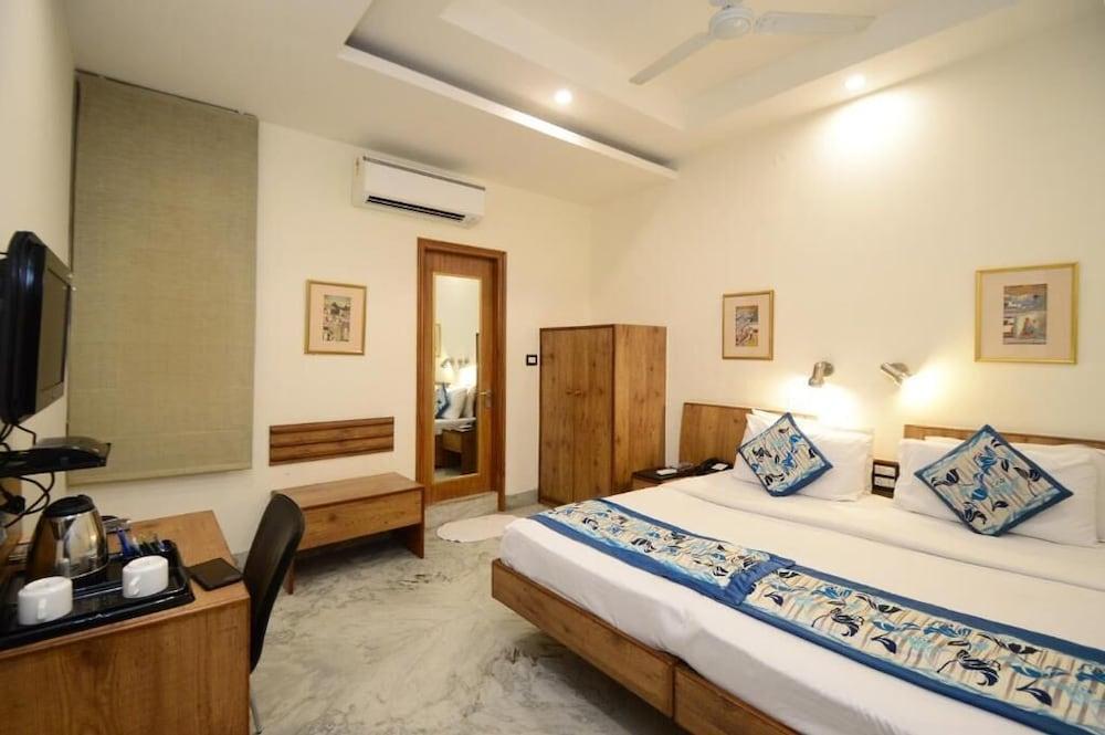 Hotel Yulia- Le Amour Inn Dzsaipur Kültér fotó