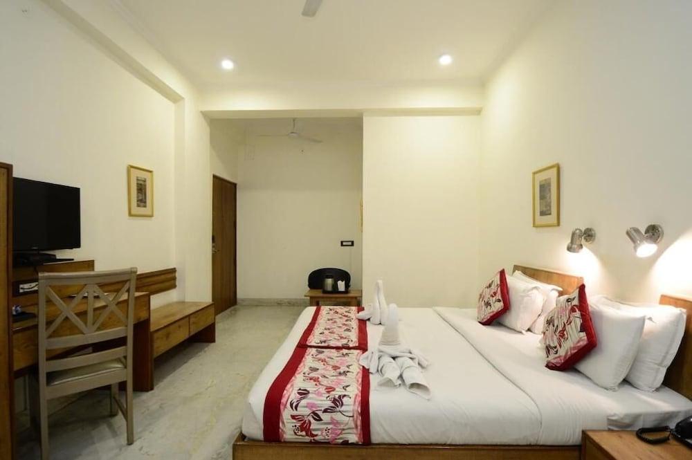 Hotel Yulia- Le Amour Inn Dzsaipur Kültér fotó