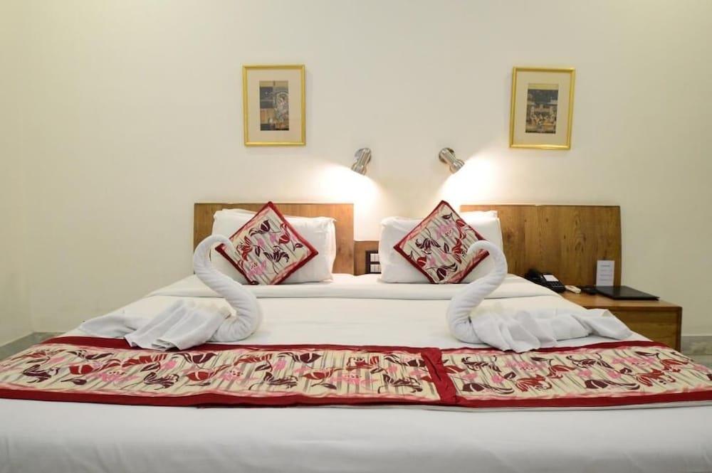 Hotel Yulia- Le Amour Inn Dzsaipur Kültér fotó